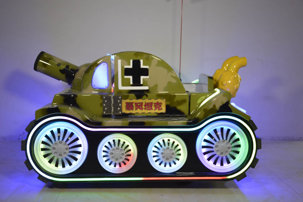 camouflage Tank Ride on Toy with bubble Effect