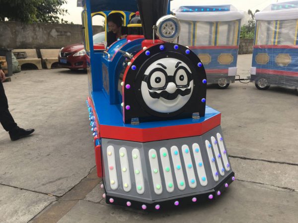 kiddie ride thomas train ride battery operated thomas ride on train for ...